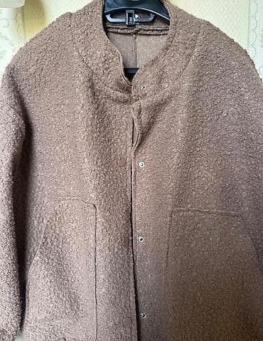 Brown Bomber Jacket 
Size S/M

160 azn — 2