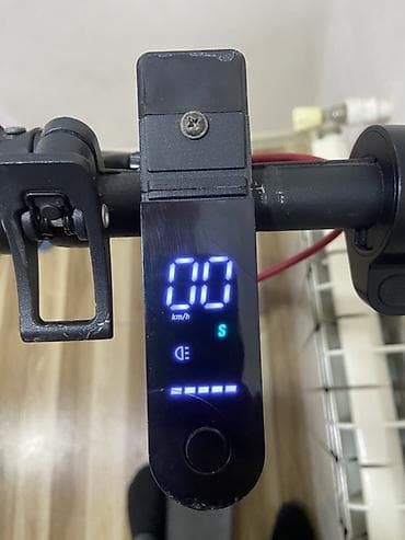 Электротранспорт: Xeomi Elektrik skuter – qatlanan, LED displeyli. 3 rejimi var — 3