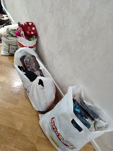 Milli geyimlər: Körpə uşaq üçün hər növ paltarlar var, papaq, kofta, şalvar, bodi və — 2