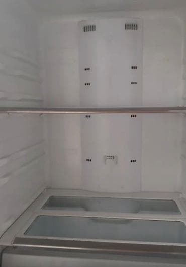 qapali dondurucu: 2 qapılı Samsung Soyuducu Satılır, rəng - Gümüşü — 3