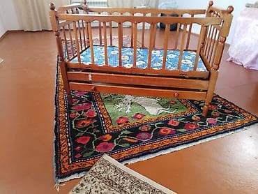 Beşiklər: Oğlan və qız üçün, Dördbucaq, Beşik, Dəstsiz, Matras ilə, Yellənmə mexanizmsiz — 4