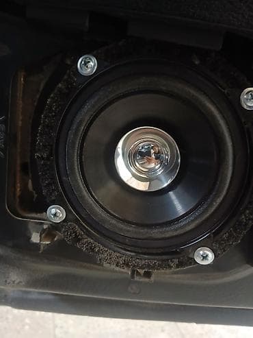 Maqnitol, Pioneer, AUX