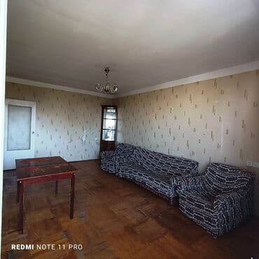 9 ci mikrorayon satilan evler: Bakı, 3 otaqlı, Köhnə tikili, m. Əhmədli, 95 kv. m — 5