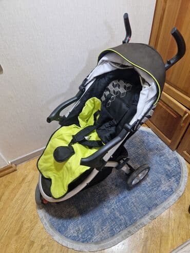 uwaq kalyaskasi type 1: İki tutacaqlı araba, Yaş: 1-6 ay — 4