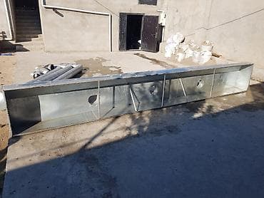 Konteynerlər: 3ay işlenib . Uzunlugu---5.25m hundürluyu---70sm.Yeniden — 2