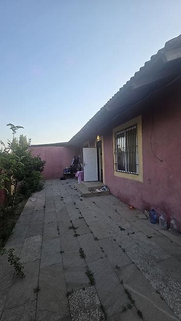 midada satilan evler: 3 otaqlı, 100 kv. m, Orta təmir — 5