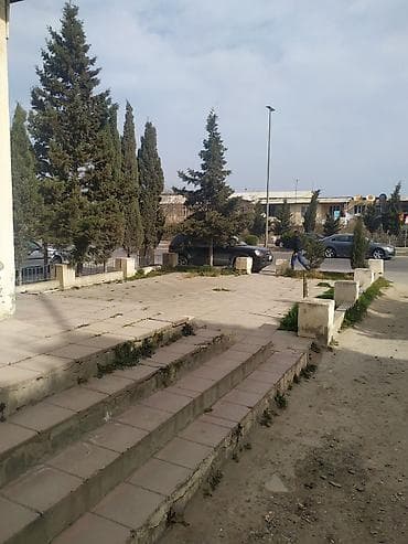 sibrizde satilan evler: Təcili!!! Razilaşma yolu ilə 17m/r, İsmət Qayıbov küçəsi, 35 kv, Yol — 9