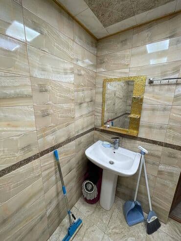 ramanı evlər: Bakıxanov qəsəbəsində, Yavər Əliyev küçəsində, Akkordda, ailəli — 11