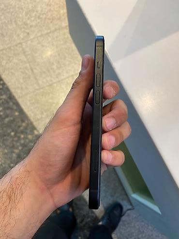 philips xenium 9@9h: IPhone 15, 128 GB, Qara, Face ID — 2