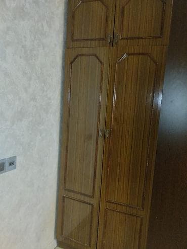 kloun paltarı: 4 qapılı, Qəhvəyi, Taxta, Açılan, Düz dolab — 1