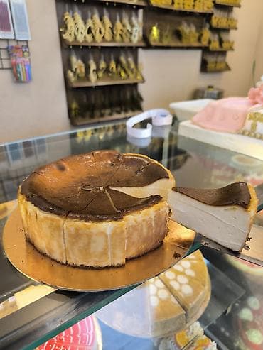 Sansebastian cheesecake Məhsul təsviri: - Qalın, ipək kimi krem