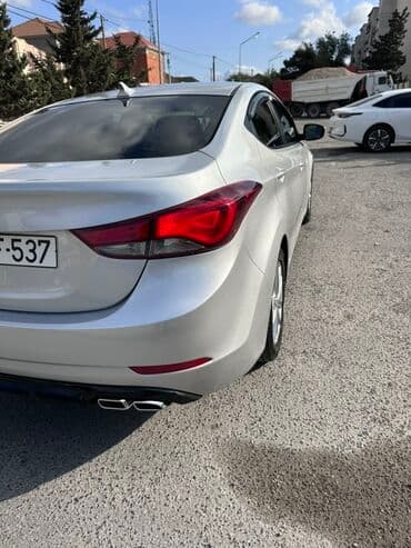 ravon nexia r3 satis merkezi: Hyundai Elantra sedan – gümüşü rəng, aerodinamik kuzov xəttləri və — 4
