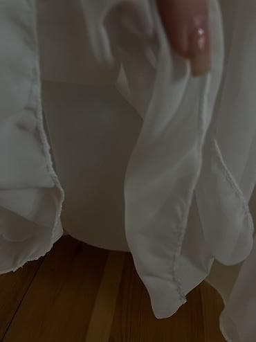 şifon donlar: Ağ rəngli, şifon qadın donu. Xüsusiyyətlər: - Material: çoxqatlı — 6