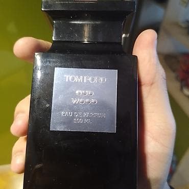 Tom Ford Oud Wood – Eau de Parfum, 100 ml (3.4 fl. oz). Original və az