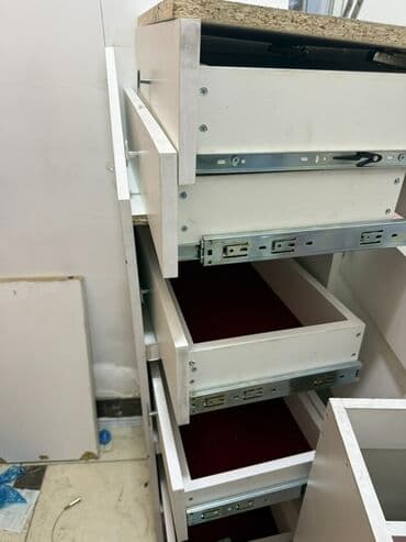 ulduzlu gece: APTEK yazısı ilə hazırlanmış bu işarə, apteklər və ya oxşar — 6