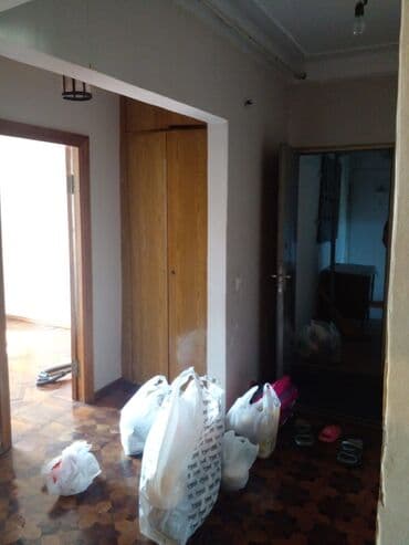 köhnə suraxanıda kirayə evlər: Ünvan ehmedli neapol dairəsi yaxınlığında . qismen ewyali menzil — 3