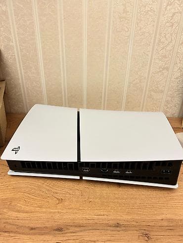 ps5 qolu: PlayStation 5 Digital Edition oyun konsolu + DualSense idarəetmə pultu — 4