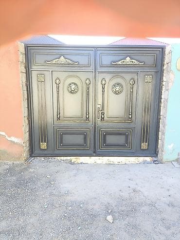 Dəmir Həyət darvazası, Yana açılan, Mexaniki, Qapı ilə, rəng - Qəhvəyi