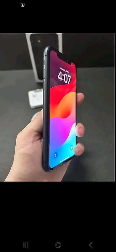 iphone 8 ekran: IPhone 11, Qara, Face ID — 2