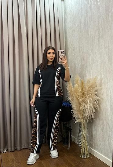 palt: Qadın idman dəsti – 2 hissəli - Üst: rahat kəsimli, qısa oversize — 6