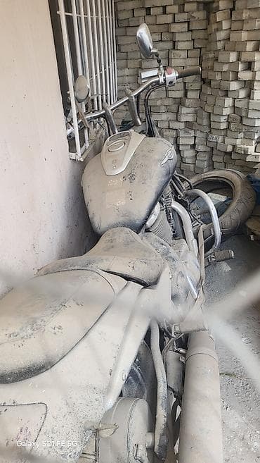 kreditle mopedler: Motosiklet – kruizer tipli, V-ikili silindrli mühərriklə - Marka/loqo — 2