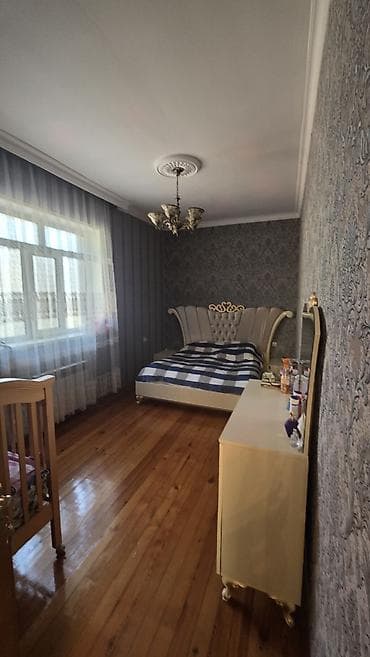 sabuncuda ev: Sabunçu qəs. 3 otaqlı, 70 kv. m, Orta təmir — 4