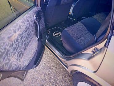 Çəngəllər: Opel Vectra: 1.8 l | 1996 il 193000 km Sedan — 17