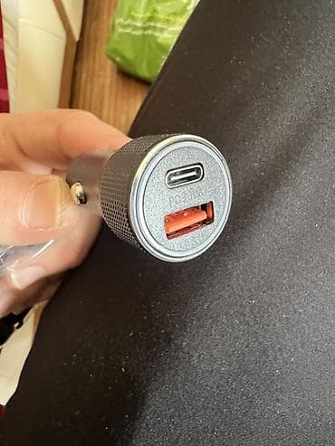 maşın cuxolları: 1eded 5AZN Avtomobil üçün telefon aksessuarları dəsti 1) Universal — 2