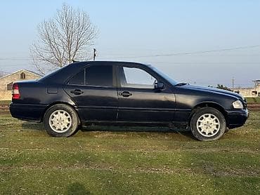 disk təkər satışı: Mercedes-Benz C-Class: 1.8 l | 1983 il Sedan — 2