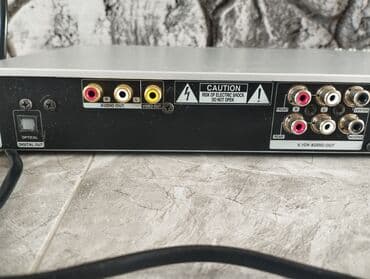 Qulaqcıqlar: LG DVD Karaoke sistemi Xüsusiyyətlər: - Model: LG DVD Karaoke System — 5