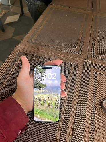 telefon ekran: IPhone 16 Pro, Ağ, Simsiz şarj — 3