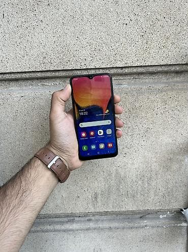 philips xenium 9@9h: Samsung Galaxy A10, 32 GB, rəng - Qara, Düyməli, Sensor, İki sim kartlı — 1