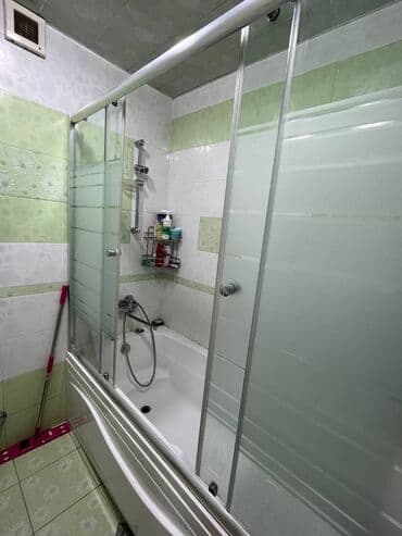 tam temirli menziller: Həzi Aslanov metrosuna yaxın 16 mertebeli binanın 9-cu mərtəbəsində — 8