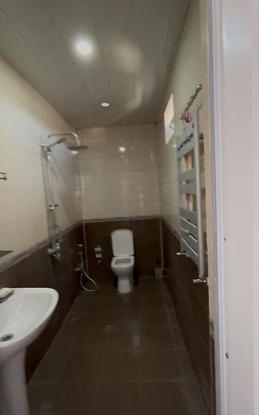 Satılır:Həyət evi. Qoşa daşla tikilib 2 sot torpaqda 3 otaqlı tam — 2