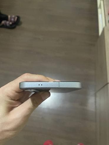 galaxy tab a8: Samsung Galaxy S25 FE, 256 GB, rəng - Qara, İki sim kartlı, Sensor, Barmaq izi — 3