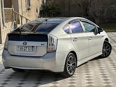 disk teker 16: Toyota Prius (3-cü nəsil) hibrid liftbek - Kuzov: liftbek, gümüşü — 3