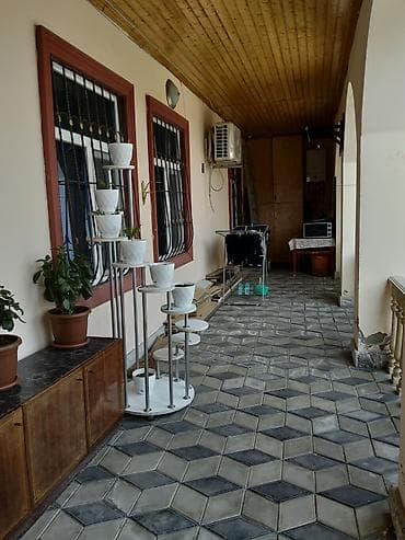 ev alan: 210 kv. m, 5 otaqlı — 3