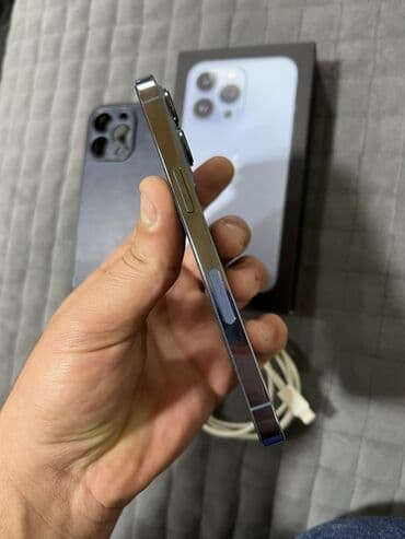 Asia: IPhone 13 Pro, Sierra Blue, Face ID — 7