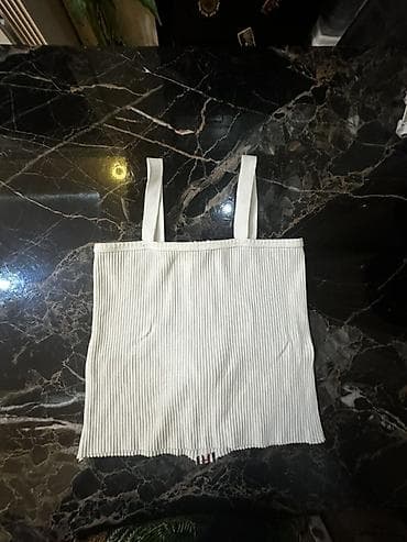 sort: Ağ rəngli qadın topu - Model: Qalın askılı, düz kəsimli qolsuz top - — 2