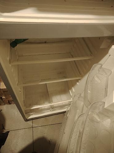 soyduclar: 2 qapılı Soyuducu Satılır, rəng - Ağ — 4