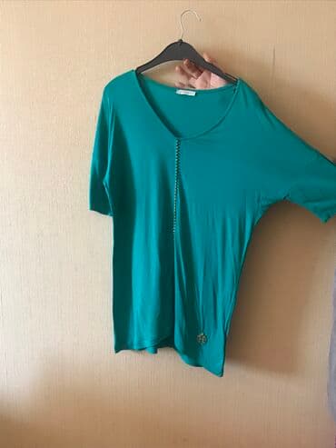 ağ qadın koftaları: Turkiyeden alinib, hec geyinilmeyib tezedir, rengi yasil, qiymetinen — 2