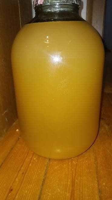 Təbii ev üsulu ilə hazırlanmış alma sirkəsi - Xammal: şəkərsiz