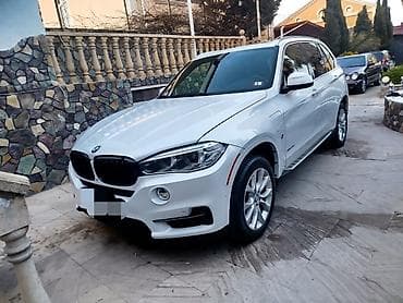 man sat: BMW X5: 2 l | 2017 il Ofrouder/SUV — 2