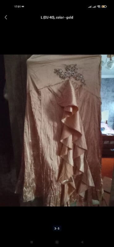 Dəstlər, kostyumlar