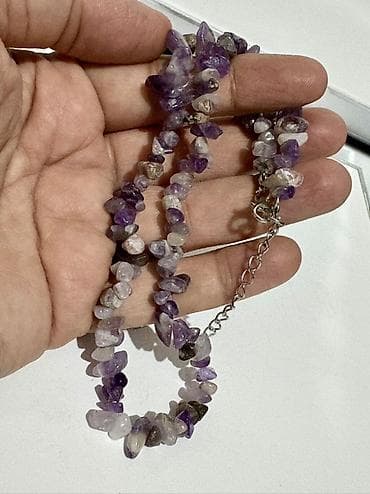 qolba: Ametist çiplərdən hazırlanmış qolbaq/kolye seti - Material: təbii — 3