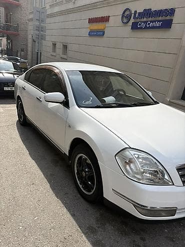 nissan versa: Nissan Teana, ağ rəngdə sedan Texniki xüsusiyyətlər: - Kuzov: sedan — 4