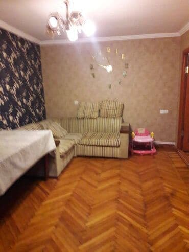 astara kirayə ev: Nərimanov rayonu,212 nömrəli məktəbin yanında,5 mərtəbənin,4-cü — 1