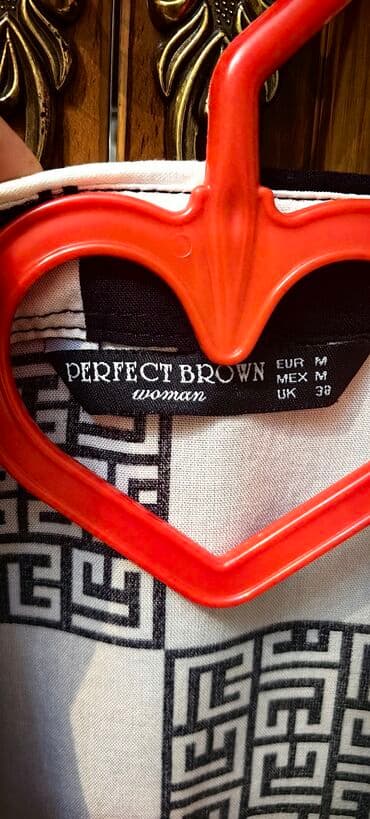 женские футболки и майки в полоску: Brend: Perfect Brown (Woman) Bədən ölçüsü: EUR M / MEX M / UK 38 — 10