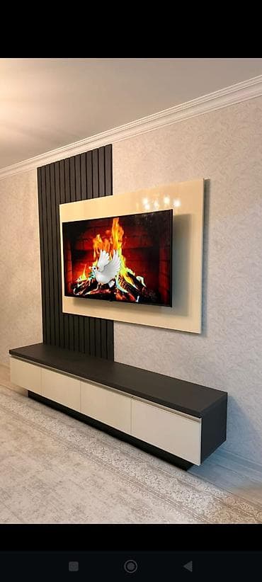 Yeni, Düz TV altlığı, Polkalı, Laminat