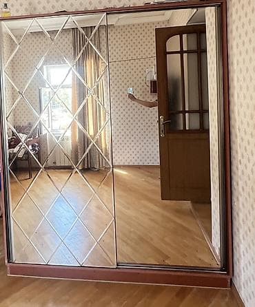 dekor guzgu: Dəhliz mebeli – sürgülü güzgülü şkaf komplekti - 3 bölməli, sürgülü — 1